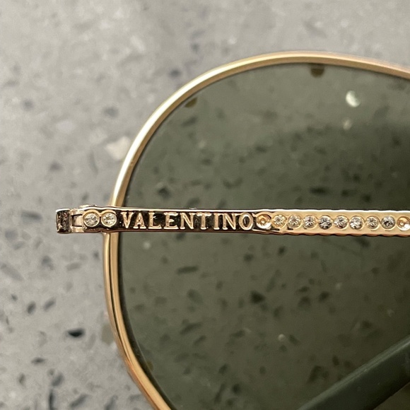 VALENTINO VINTAGE SUNGLASSES - Picture 7 of 15
